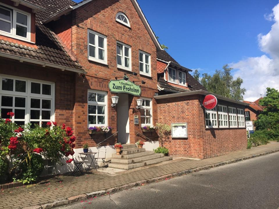 Gasthaus Zum Frohsinn Bosau Exterior foto